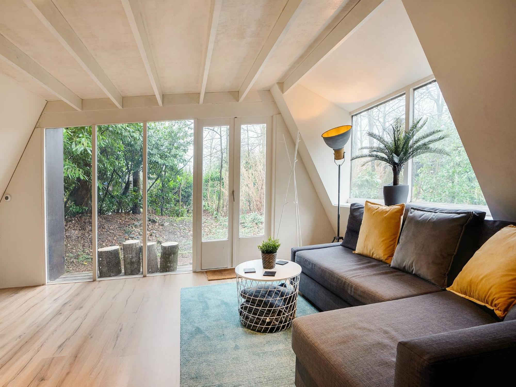 Traditional Holiday Home In Lanaken With Garden Buitenkant foto